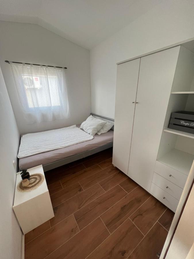 Apartment Mona Vir Eksteriør bilde